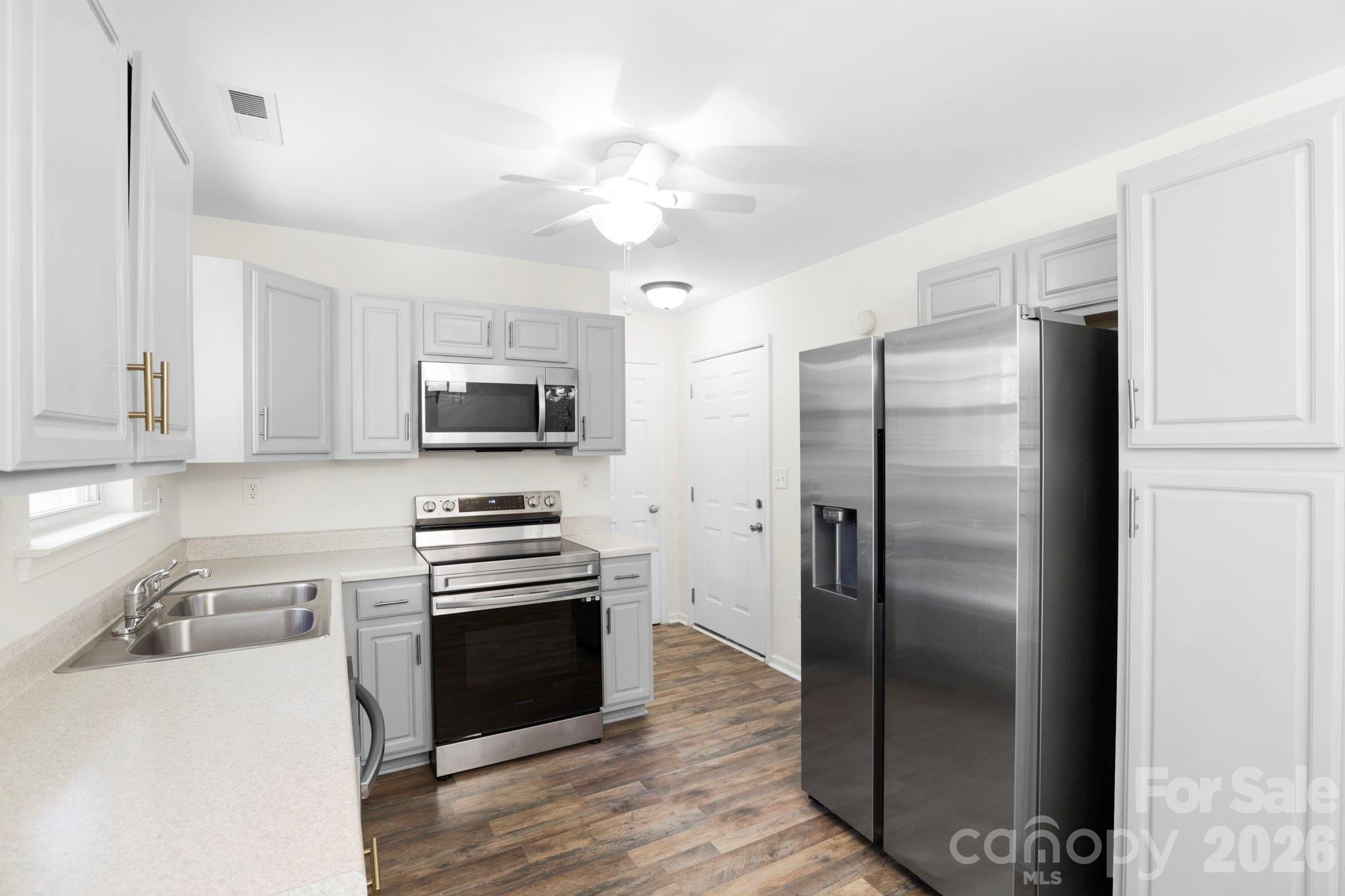 140 Thea Lane Fletcher, NC 28732 - Photo 13 of 36