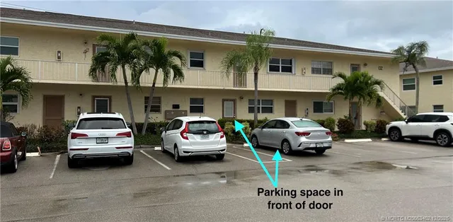 $164,900 | 2950 Southeast Ocean Boulevard, Unit 1323, Stuart, FL 34996