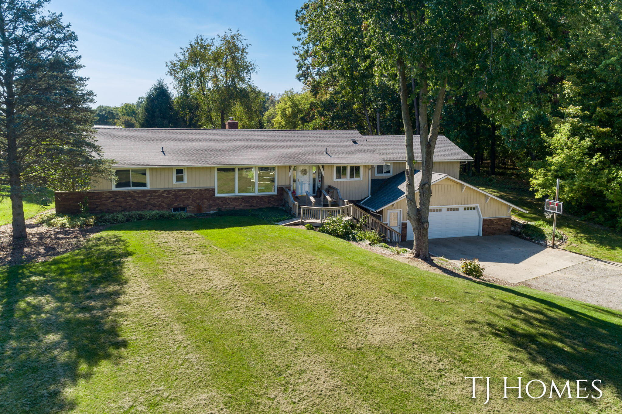 6425 Moe Road Middleville, MI 49333 - Photo 42 of 64 6425 Moe Rd Aerials-9