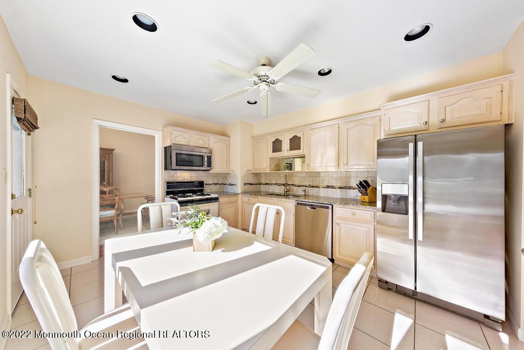78 Fairview Road Clark, NJ 07066 - Photo 14 of 30 78Fairview-23