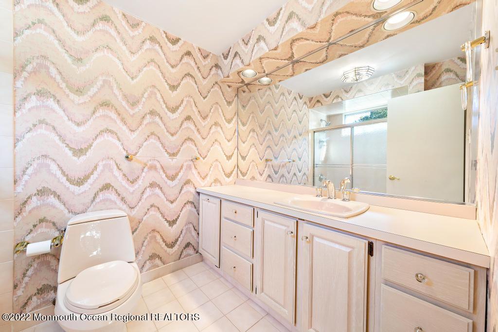 78 Fairview Road Clark, NJ 07066 - Photo 23 of 30 78Fairview-39