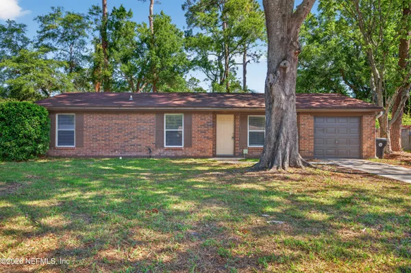 $1,625 | 1675 Mary Beth Drive, Middleburg, FL 32068