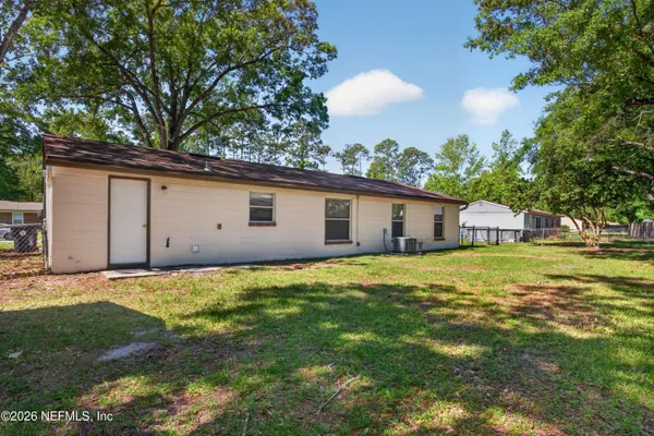 $1,625 | 1675 Mary Beth Drive, Middleburg, FL 32068
