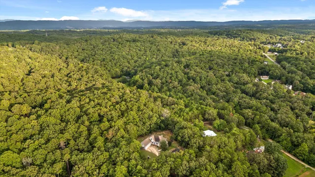 $1,020,000 | 8710 Hidden Branches Road, Harrison, TN 37341