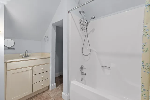 $1,020,000 | 8710 Hidden Branches Road, Harrison, TN 37341