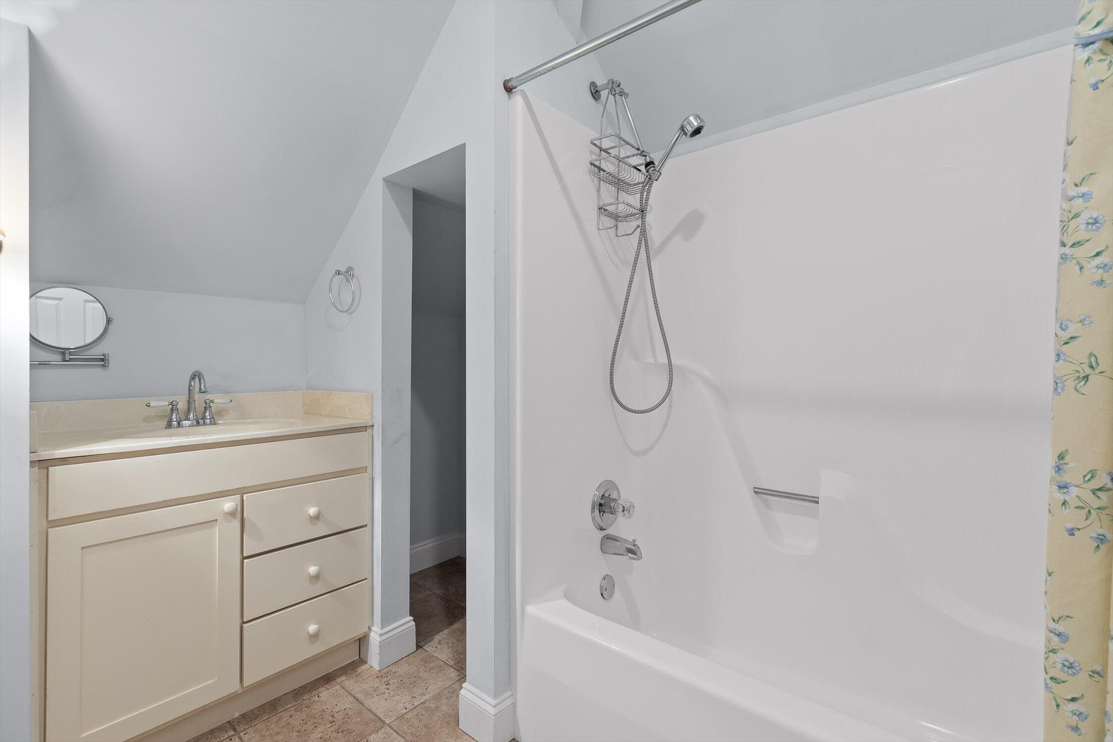 8710 Hidden Branches Road Harrison, TN 37341 - Photo 38 of 123 upstairs house 1