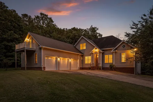 $1,020,000 | 8710 Hidden Branches Road, Harrison, TN 37341