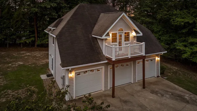 $1,020,000 | 8710 Hidden Branches Road, Harrison, TN 37341