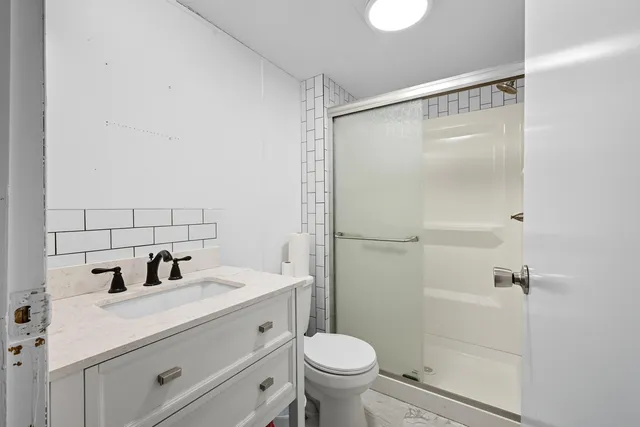 $189,750 | 179 Maple Avenue, Farmington, ME 04938