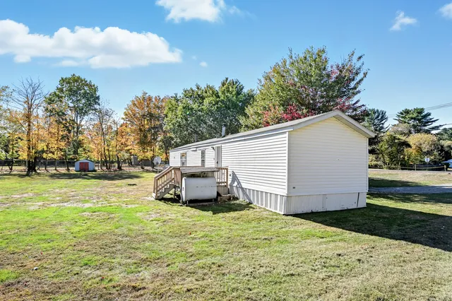 $189,750 | 179 Maple Avenue, Farmington, ME 04938