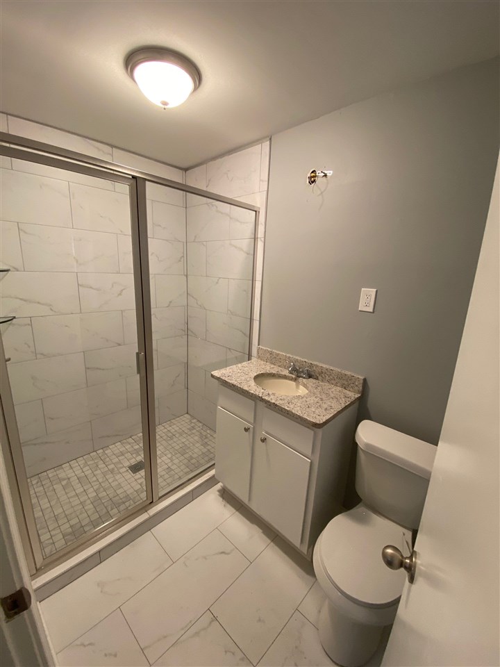 335 South White Station Road Memphis, TN 38117 - Photo 5 of 20
