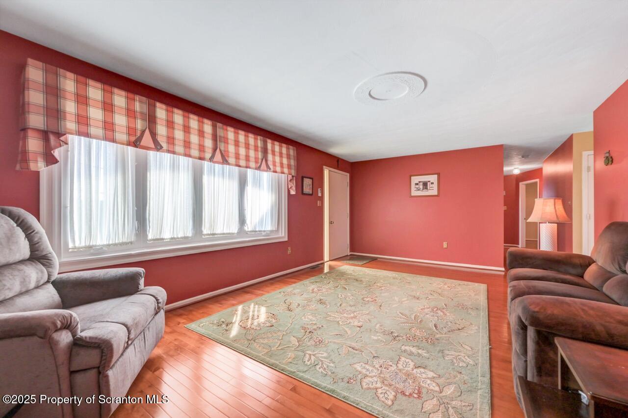 625 Cotter Street Moosic, PA 18507 - Photo 7 of 38 a view of livingroom with furniture