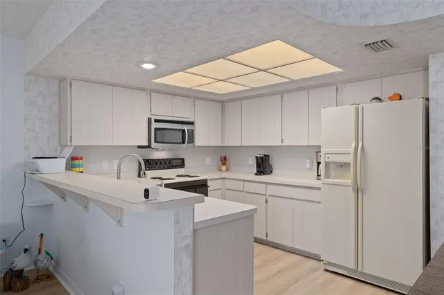 $214,900 | 2231 Utopian Drive East, Unit 217, Clearwater, FL 33763