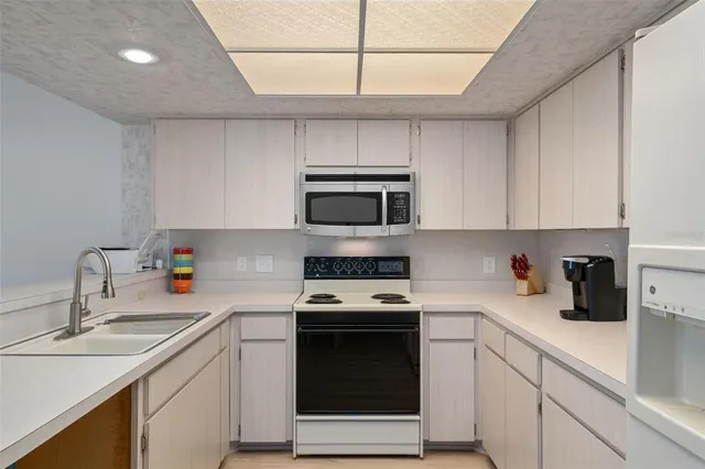 $214,900 | 2231 Utopian Drive East, Unit 217, Clearwater, FL 33763