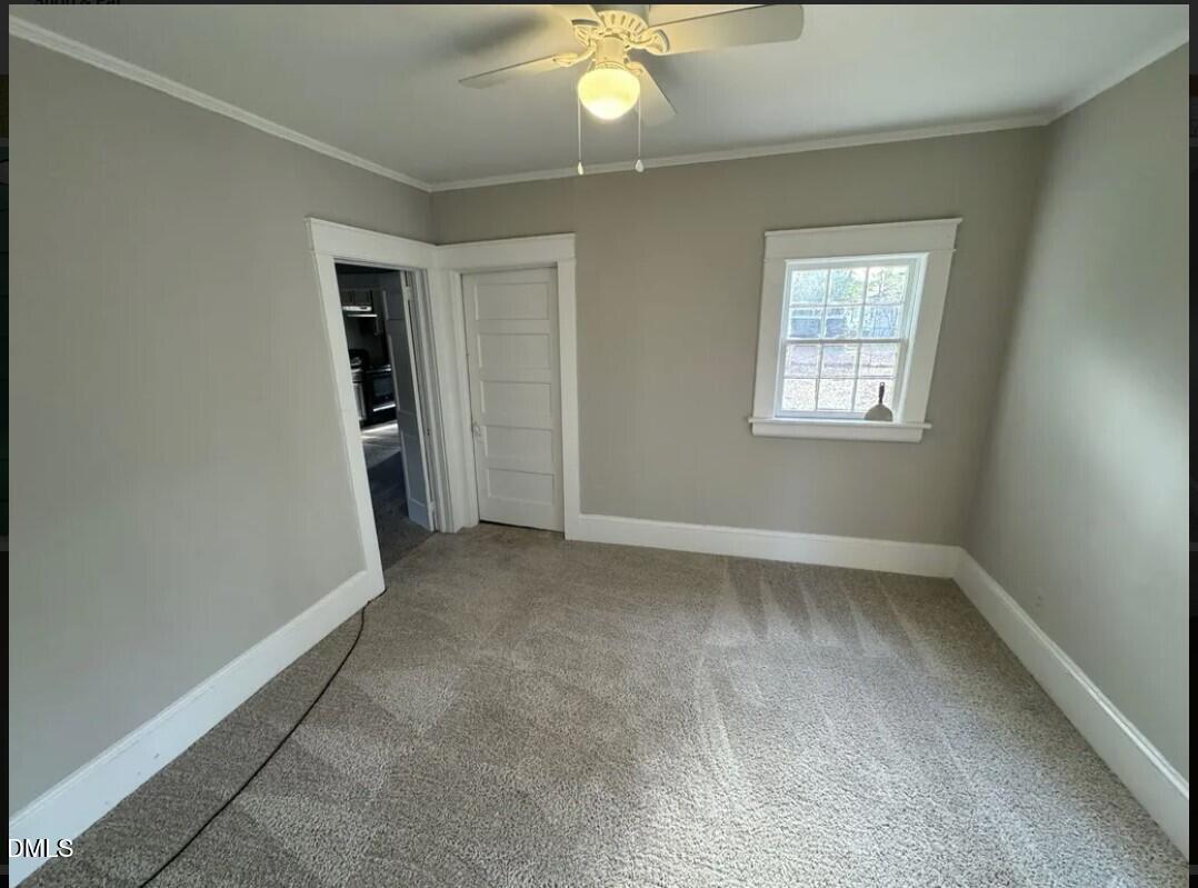 605 Hammond Street Rocky Mount, NC 27804 - Photo 6 of 10 605 Ham 2B- living rm