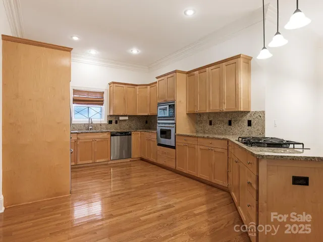 $824,000 | 17106 Hedgerow Park Road, Charlotte, NC 28277