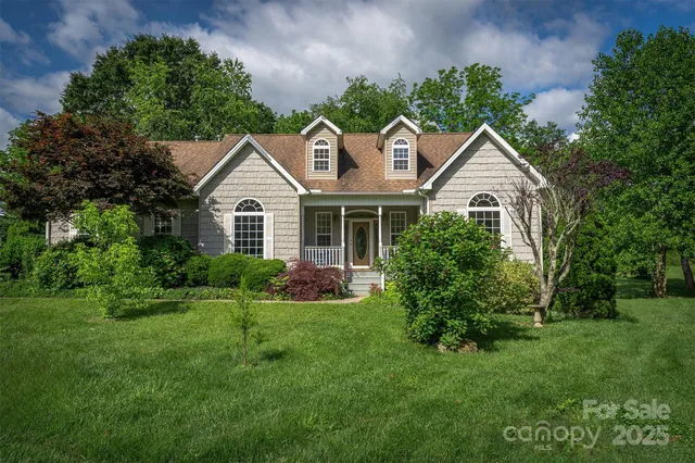 $455,000 | 415 Kingfisher Lane, Mills River, NC 28759