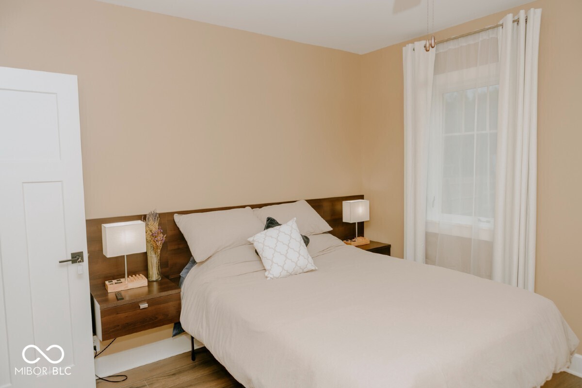 606-608 North Emerson Avenue Indianapolis, IN 46219 - Photo 26 of 88