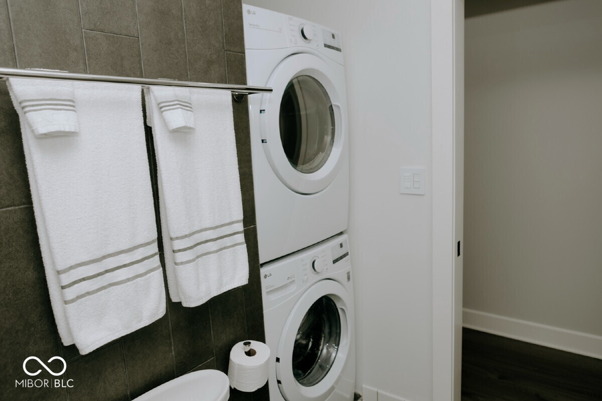 606-608 North Emerson Avenue Indianapolis, IN 46219 - Photo 47 of 88