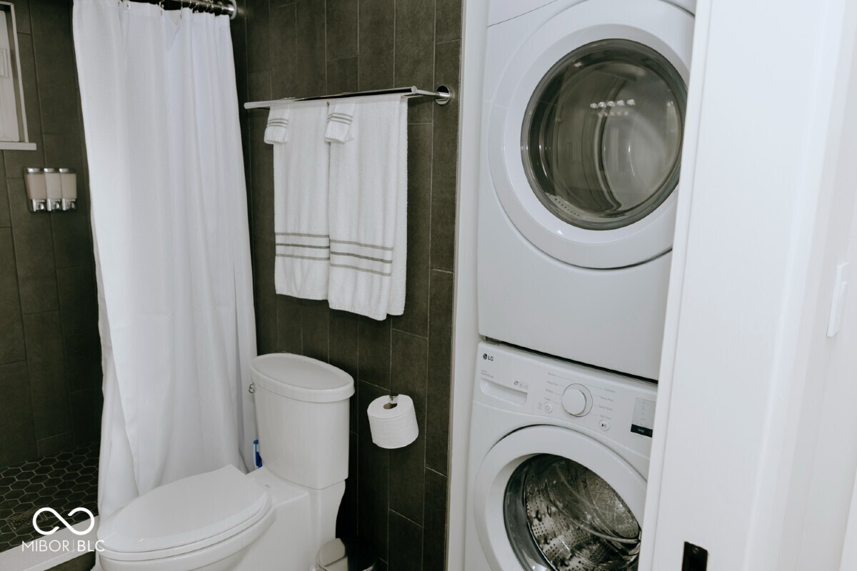 606-608 North Emerson Avenue Indianapolis, IN 46219 - Photo 48 of 88