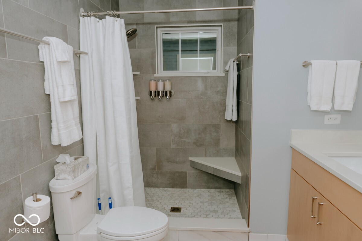 606-608 North Emerson Avenue Indianapolis, IN 46219 - Photo 72 of 88