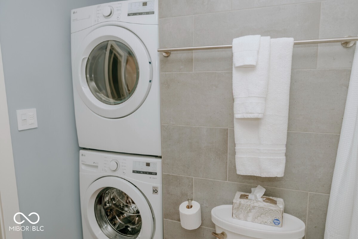 606-608 North Emerson Avenue Indianapolis, IN 46219 - Photo 74 of 88