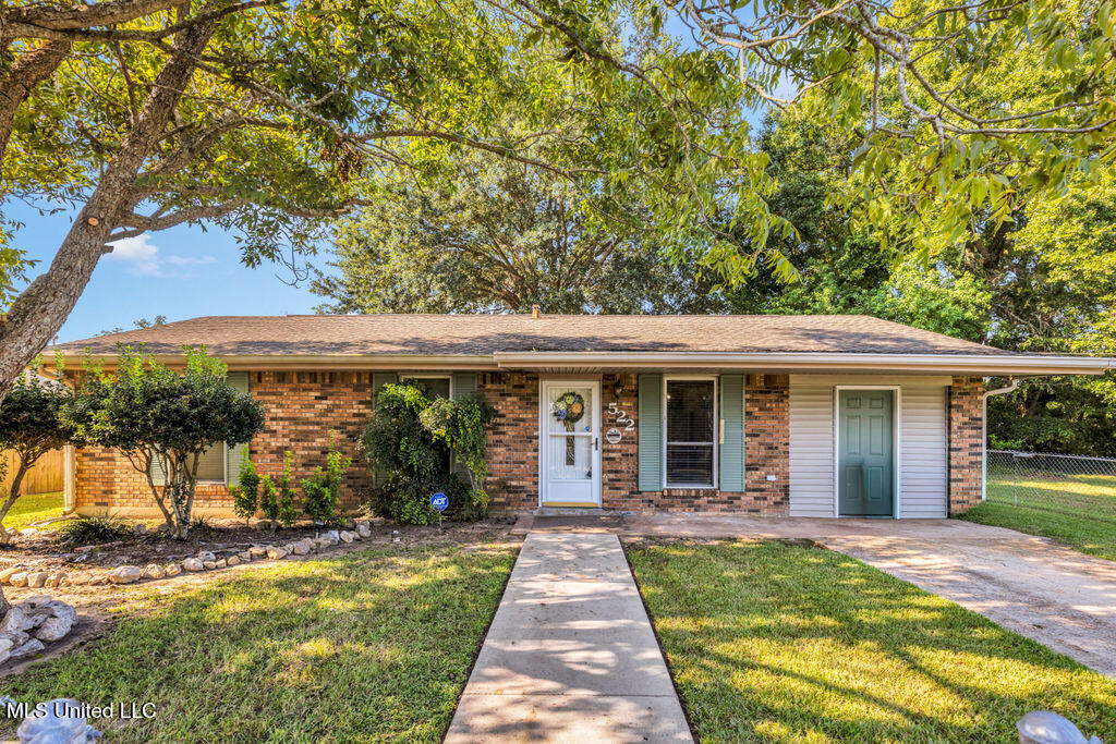 522 Genin Street Bay St. Louis, MS 39520 - Photo 1 of 34 522GeninSt-3