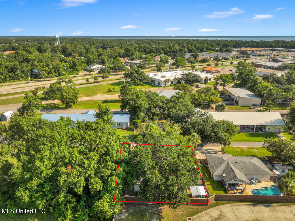 522 Genin Street Bay St. Louis, MS 39520 - Photo 27 of 34 522GeninSt-29
