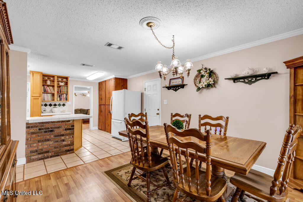 522 Genin Street Bay St. Louis, MS 39520 - Photo 6 of 34 522GeninSt-6