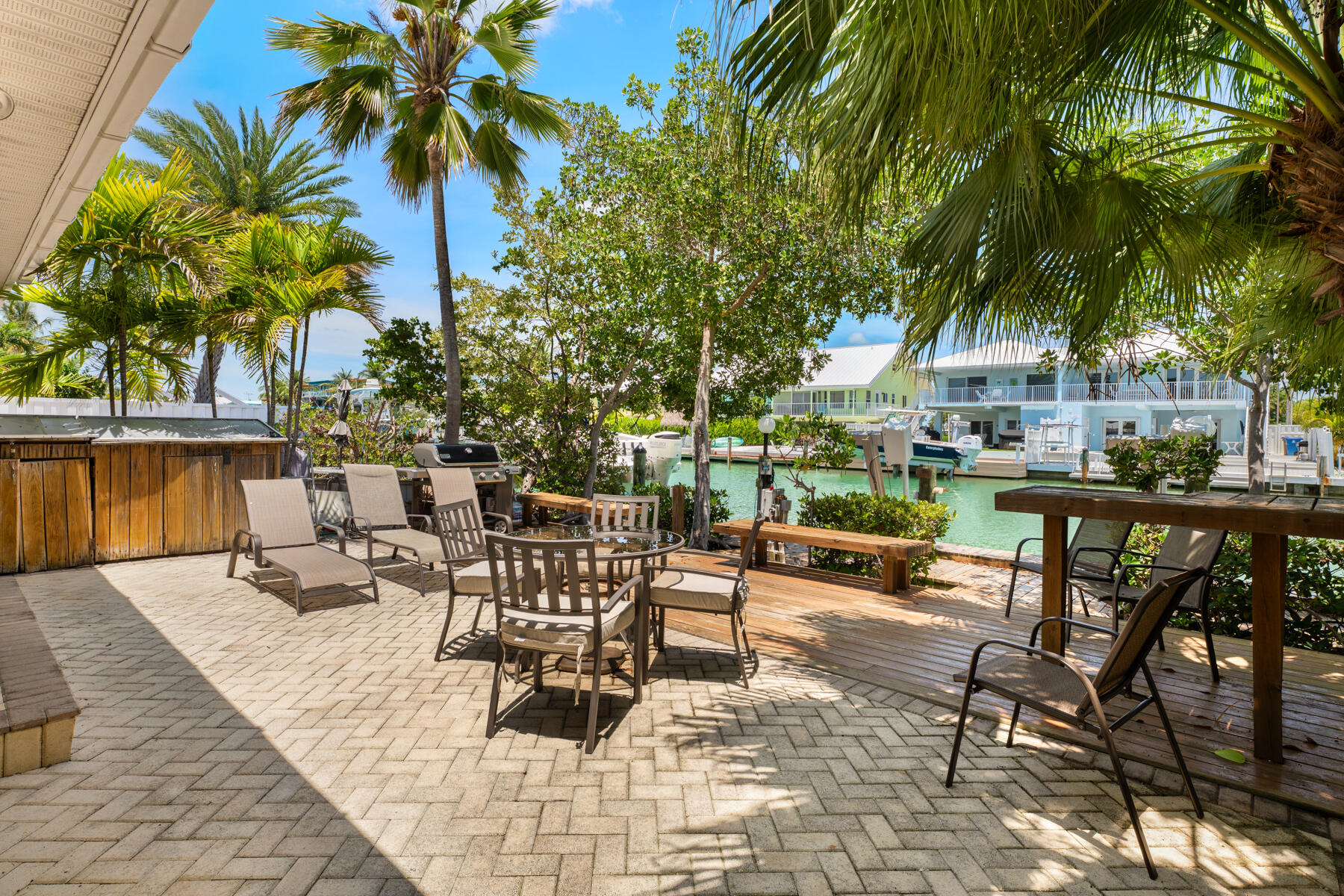 440 9th Street Key Colony Beach, FL 33051 - Photo 25 of 50 Relax & Unwind