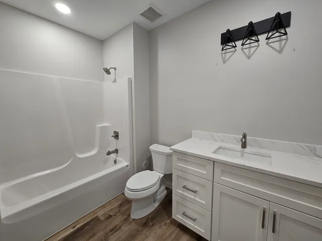 $499,000 | 17-95 Lake Carroll Boulevard, Lake Carroll, IL 61046