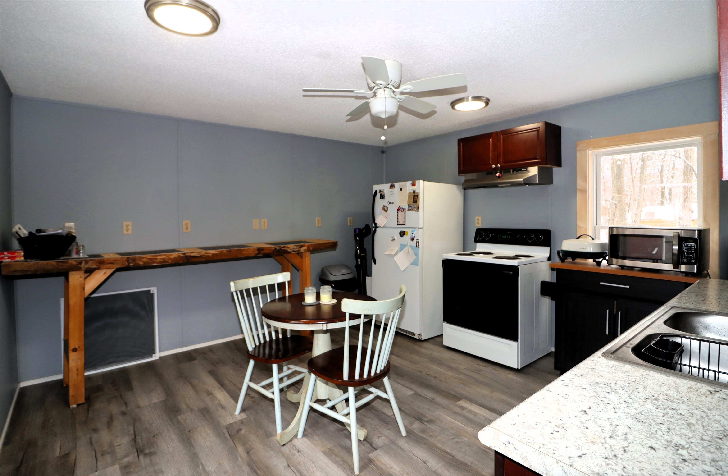 7 Corrigan Street Gorham, NH 03581 - Photo 3 of 16