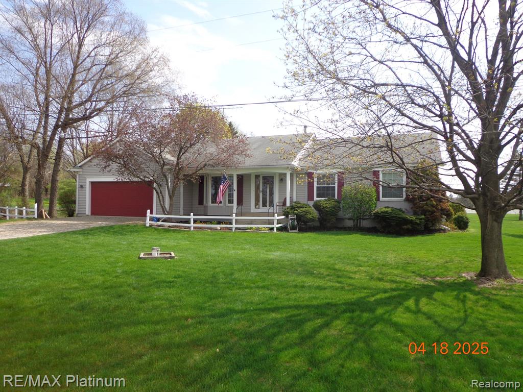 3462 North Hickory Ridge Road Highland, MI 48357 - Photo 12 of 33 Gallery Image 12