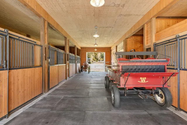 $3,900,000 | 57 Tweed River Drive, Pittsfield, VT 05762