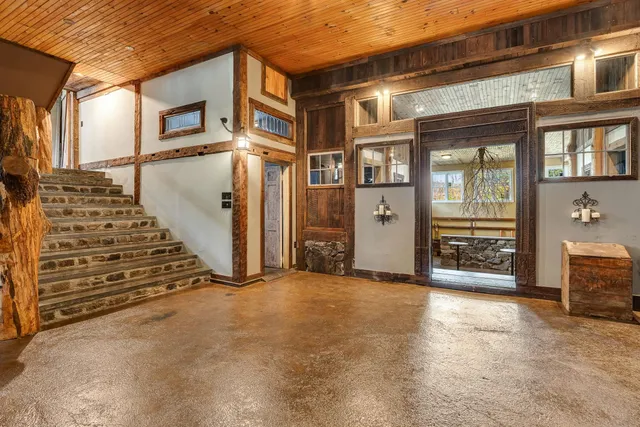 $3,900,000 | 57 Tweed River Drive, Pittsfield, VT 05762