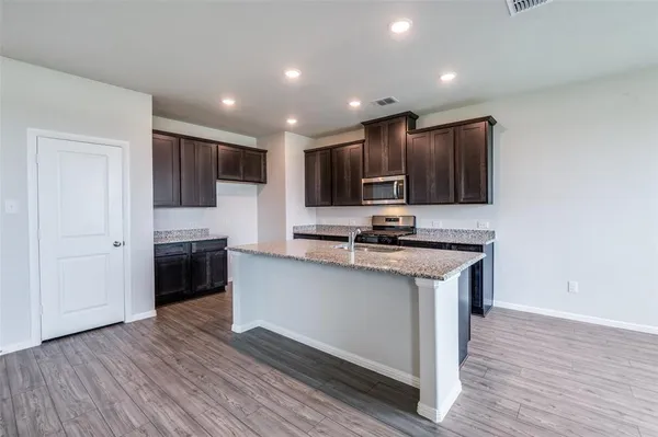 $2,350 | 737 Santa Lucia Drive, Anna, TX 75409