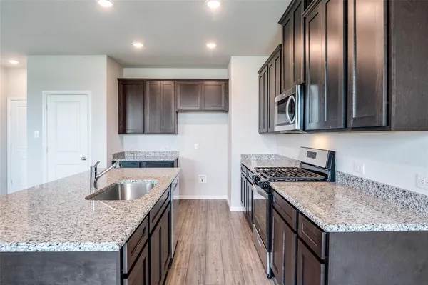 $2,350 | 737 Santa Lucia Drive, Anna, TX 75409