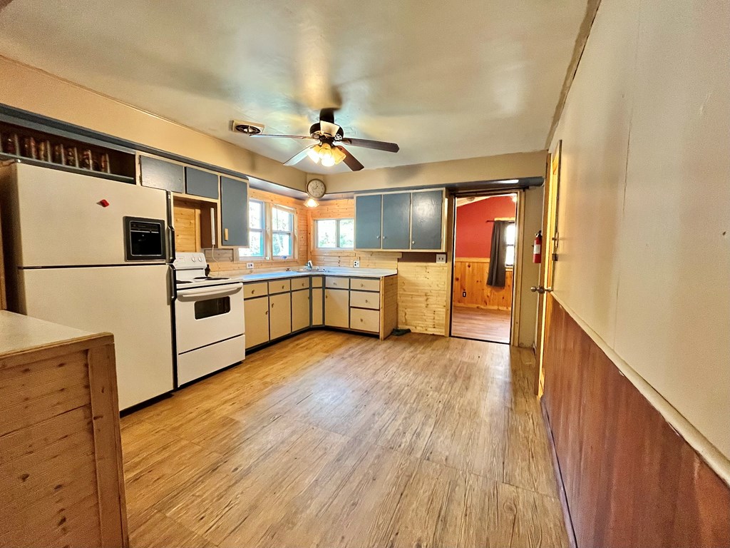 11756 Spring Creek Road Titusville, PA 16354 - Photo 7 of 31