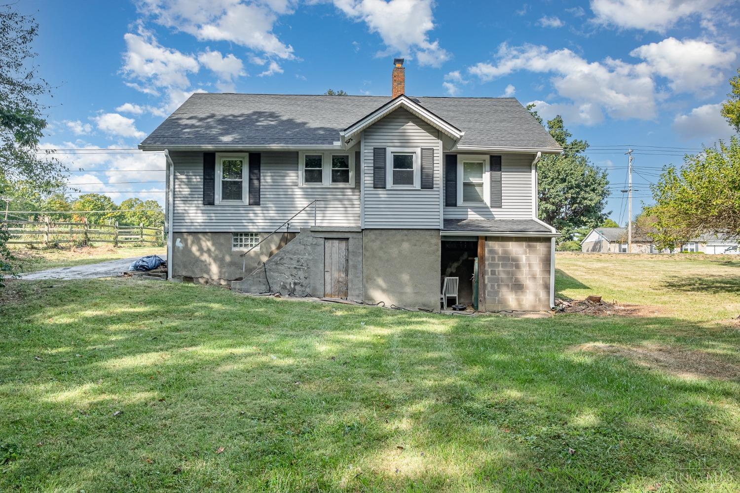 10426 West Mill Road Cincinnati, OH 45231 - Photo 24 of 28