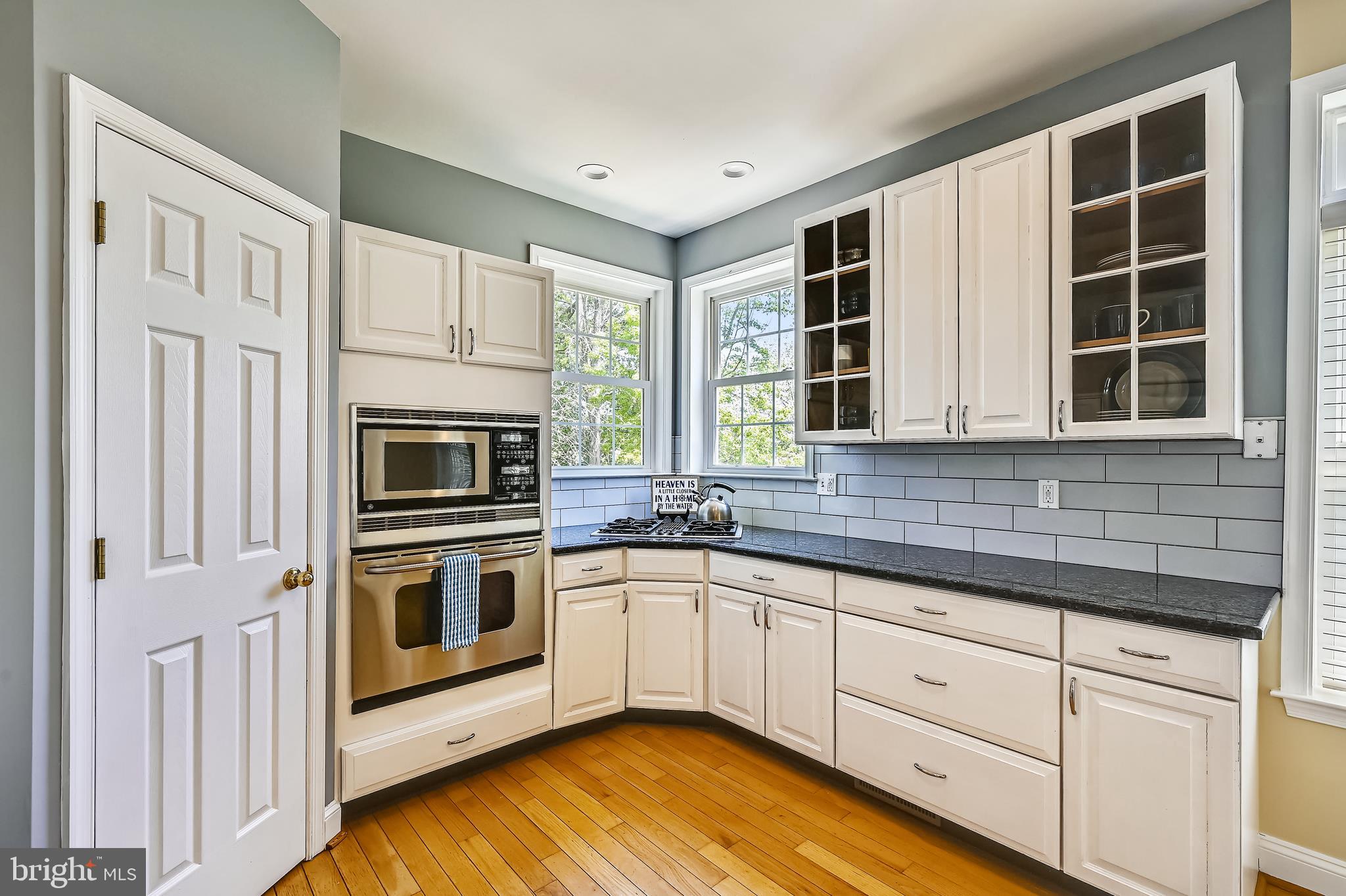 4924 East Chalk Point Road West River, MD 20778 - Photo 22 of 61 Stainless App's/ Granite/ WI Pantry & More