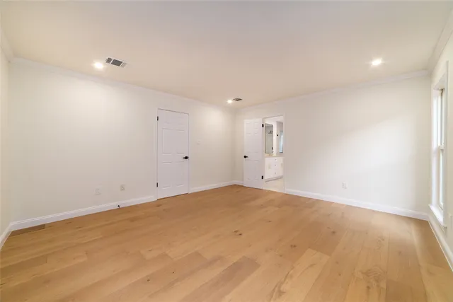 $3,000 | 15651 Whitewater Lane, Houston, TX 77079