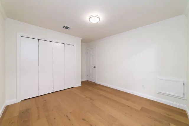 $3,000 | 15651 Whitewater Lane, Houston, TX 77079