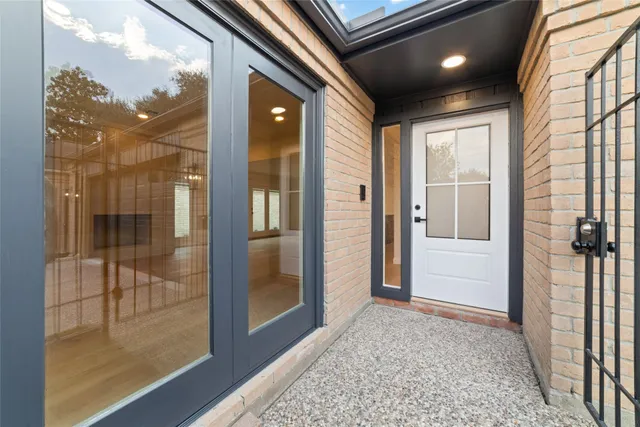 $3,000 | 15651 Whitewater Lane, Houston, TX 77079