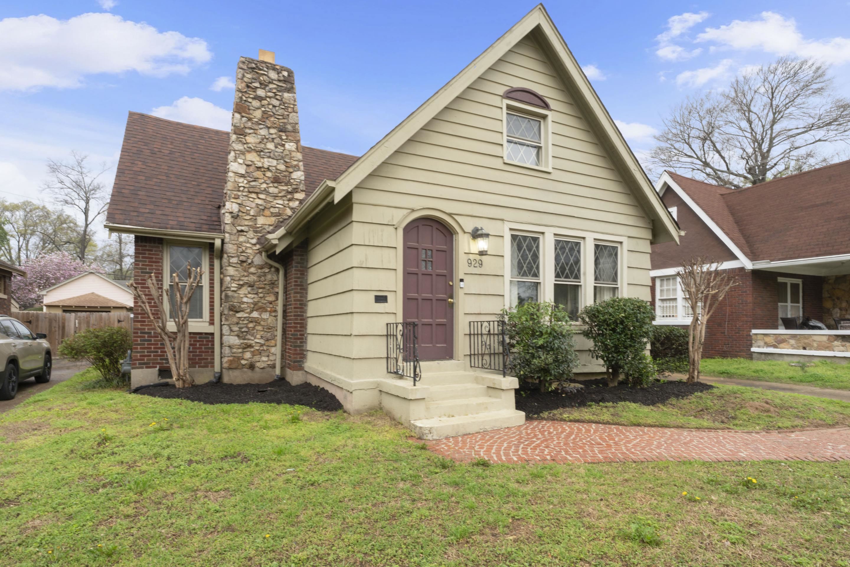 929 University Street Memphis, TN 38107 - Photo 1 of 28
