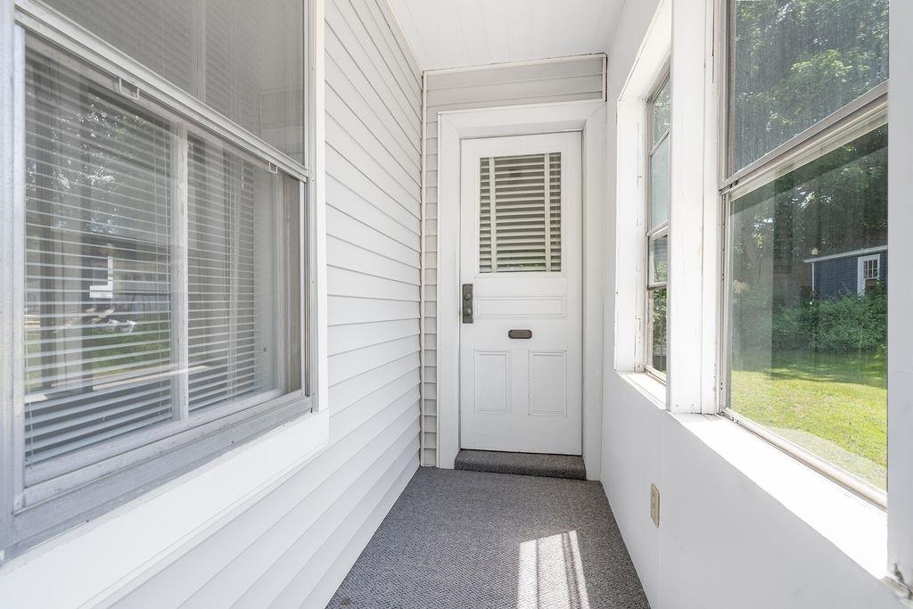 54 Maple Street Rochester, NH 03867 - Photo 20 of 43