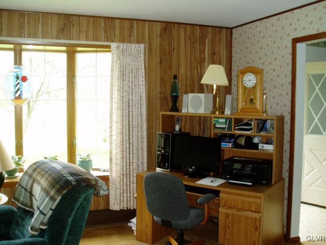 2177 Williams Church Road Hellertown, PA 18055 - Photo 11 of 15 Gallery Image 11