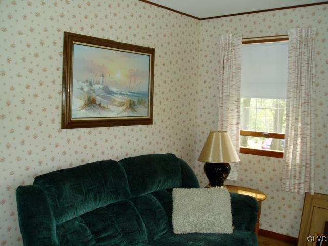 2177 Williams Church Road Hellertown, PA 18055 - Photo 12 of 15 Gallery Image 12
