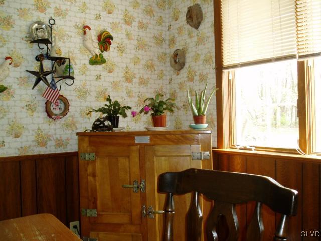 2177 Williams Church Road Hellertown, PA 18055 - Photo 8 of 15 Gallery Image 8