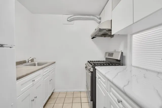 $975,000 | 50 Lexington Avenue, Unit 12D | Flatiron