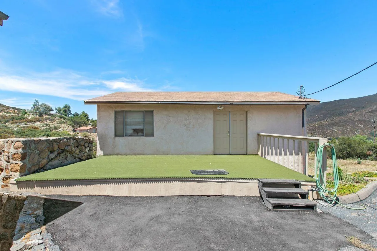 1410 Casa De Roca Way Alpine, CA 91901 - Photo 17 of 34 Gallery Image 17